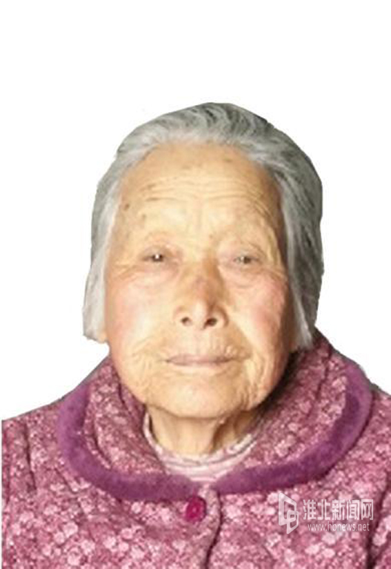 老嫂十年如一日照顾双目失明小叔子