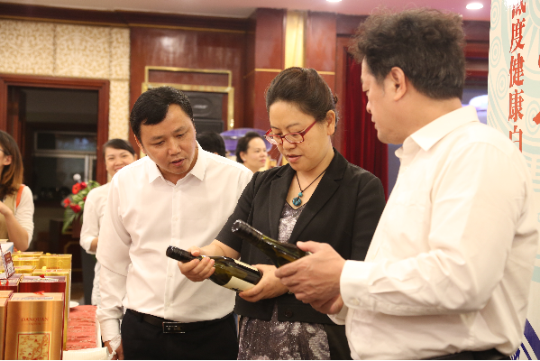 寿乡美酒香飘邕城