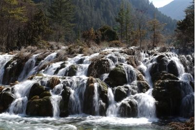 明天 九寨沟迎来灾后首批游客