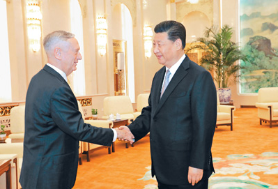习近平会见美国国防部长马蒂斯