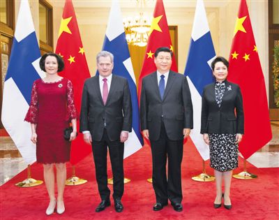 习近平同芬兰总统尼尼斯托举行会谈