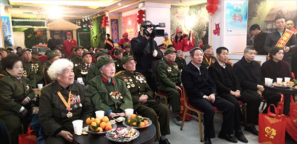 德孝中华周刊与广西社会各界联办“崇尚英雄 关爱老兵”新春茶话会
