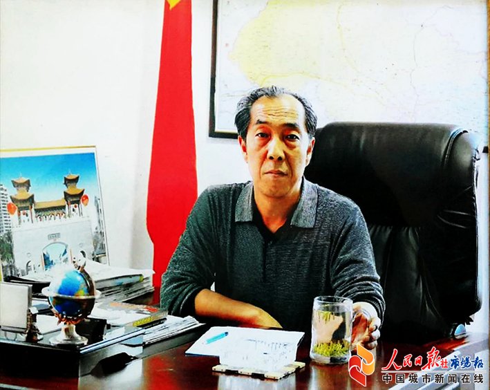村官李富和实实在在为老百姓谋福祉