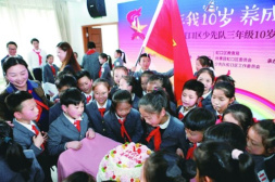 孩子庆生为何变得越来越豪华？