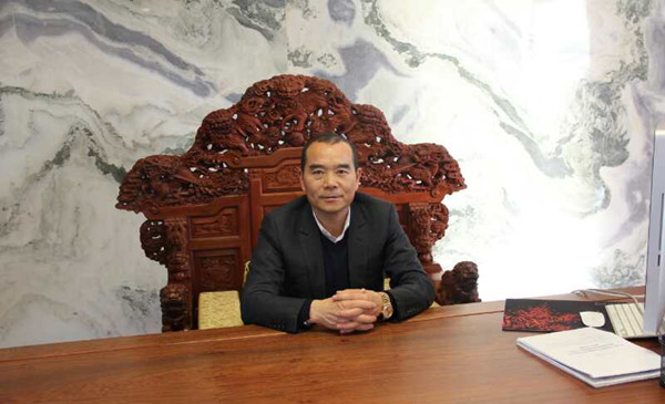 模范退役军人丁泽林