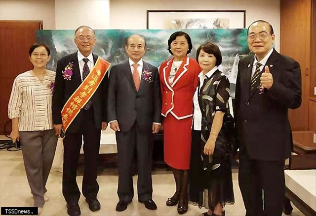 台北举办孝亲楷模甄选表扬会 周南君吁孝道精神从小培养