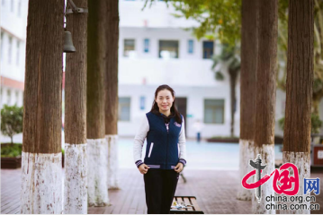 郭金娟：爱心育人做最受欢迎的老师