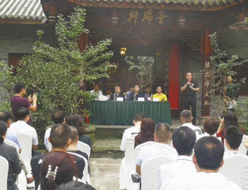 “书香茶餐厅”全国推广项目在成都启动