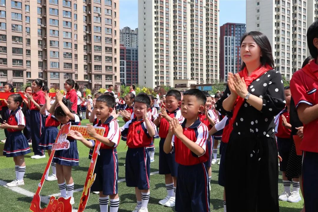 崔晶：“三权下放”激活了学校