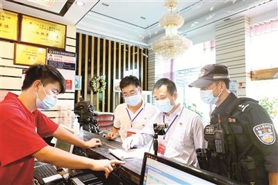 警惕饭局背后的“局”！“不吃公款吃老板”问题透视