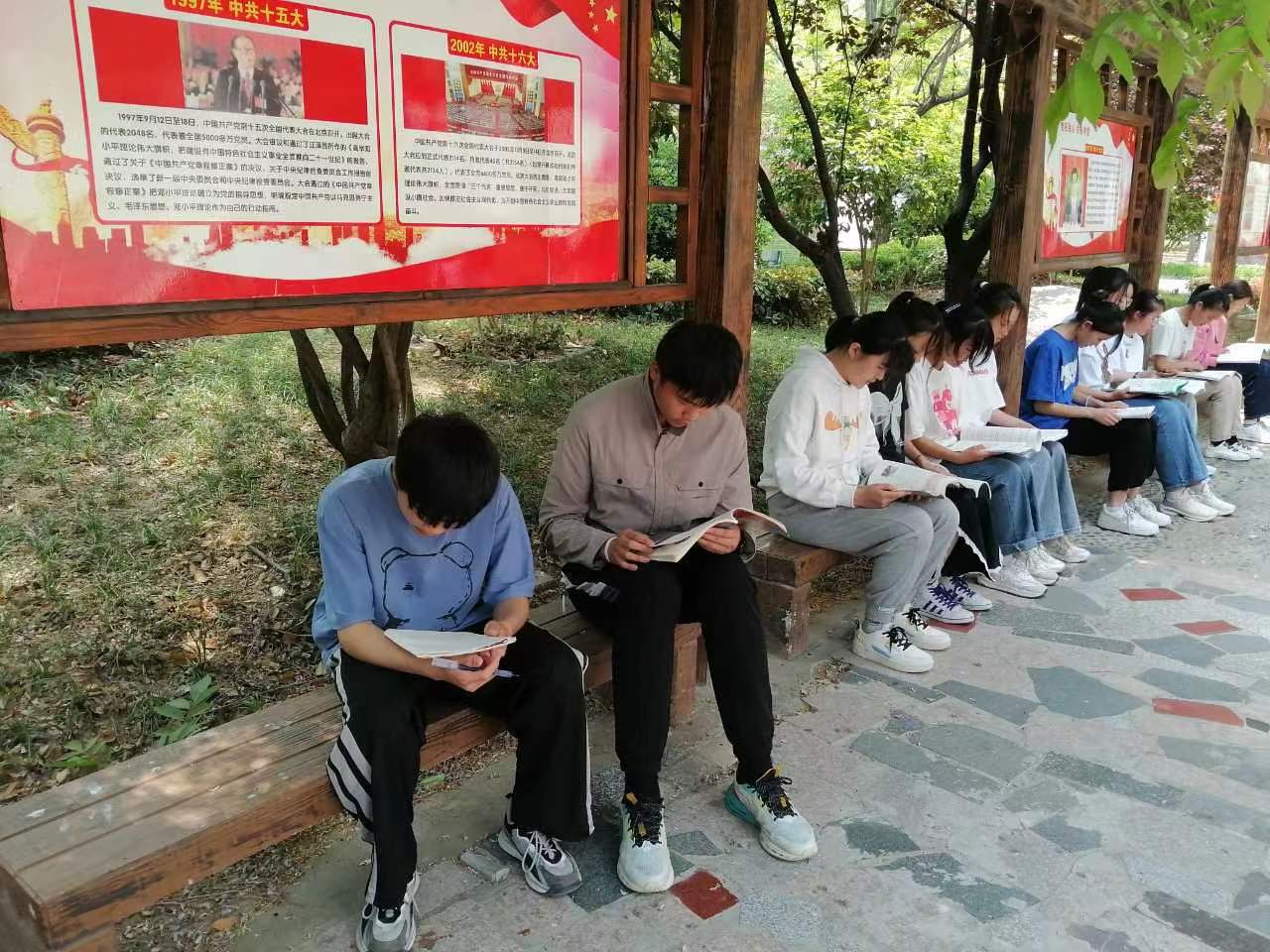 濉溪县南坪中心学校：让读书成为一种生活习惯