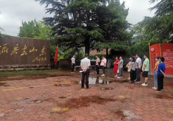 夏蔚镇喜事新办牵手红色教育 真爱烙上红色印记