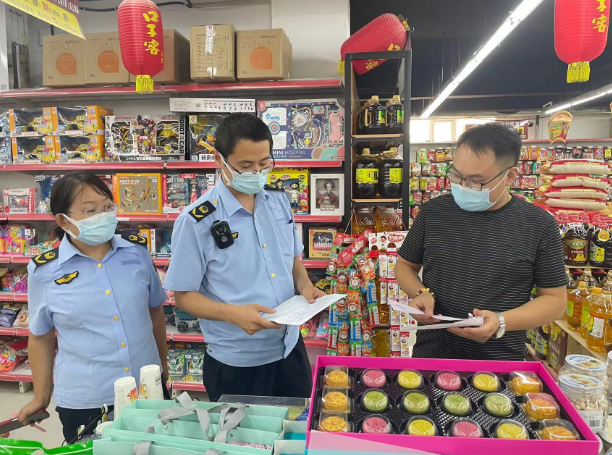 新疆兵团第一师市场监管综合行政执法支队开展中秋节前食品安全检查