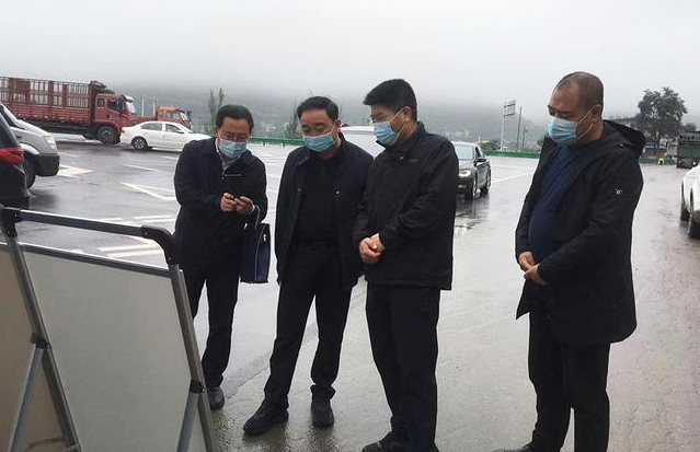 秦州区城乡社区管控组督查指导城乡社区疫情防控工作