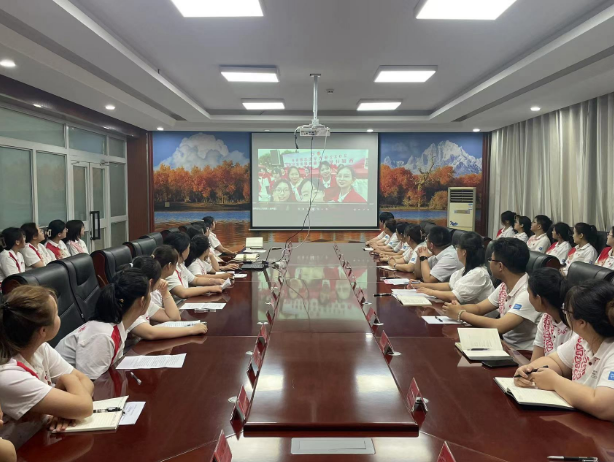 九团项目办召开2023年西部计划服务期满志愿者欢送会