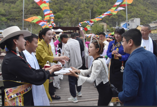 宕昌:美食节点燃文旅融合“烟火气”