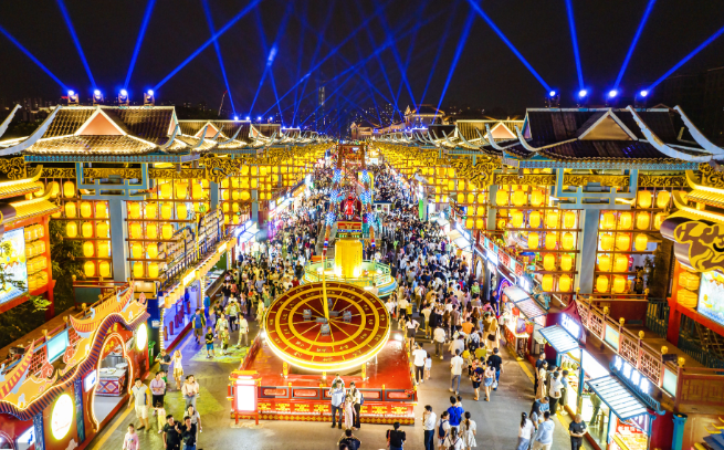 文旅开启“白+黑”模式 “夜间游”激发消费新需求